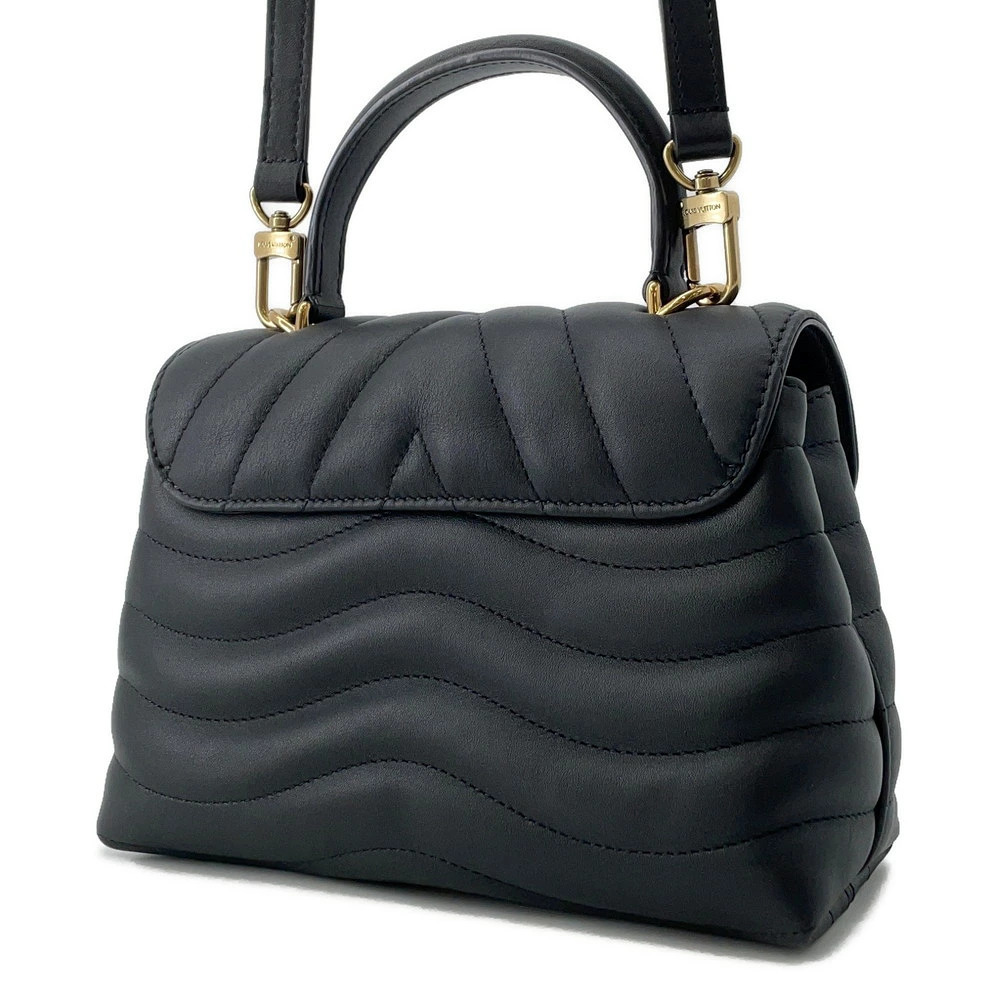 Louis Vuitton Leather Shoulder Black Handbag Hold Bag Me